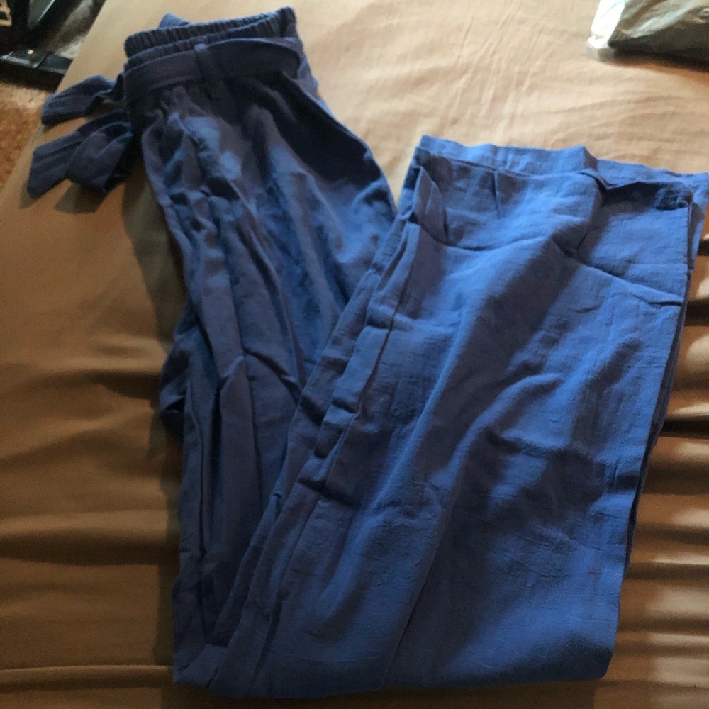 Women’s paper bag pants